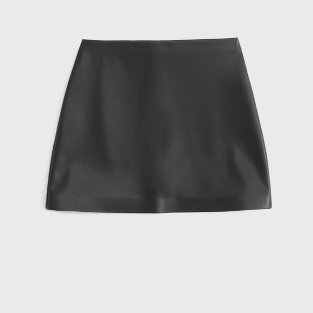 Abercrombie & Fitch Black Leather Mini Skort